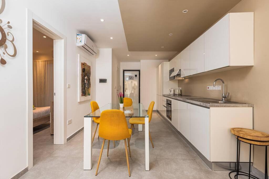 Sliema Smart Seaview Apartment Екстериор снимка